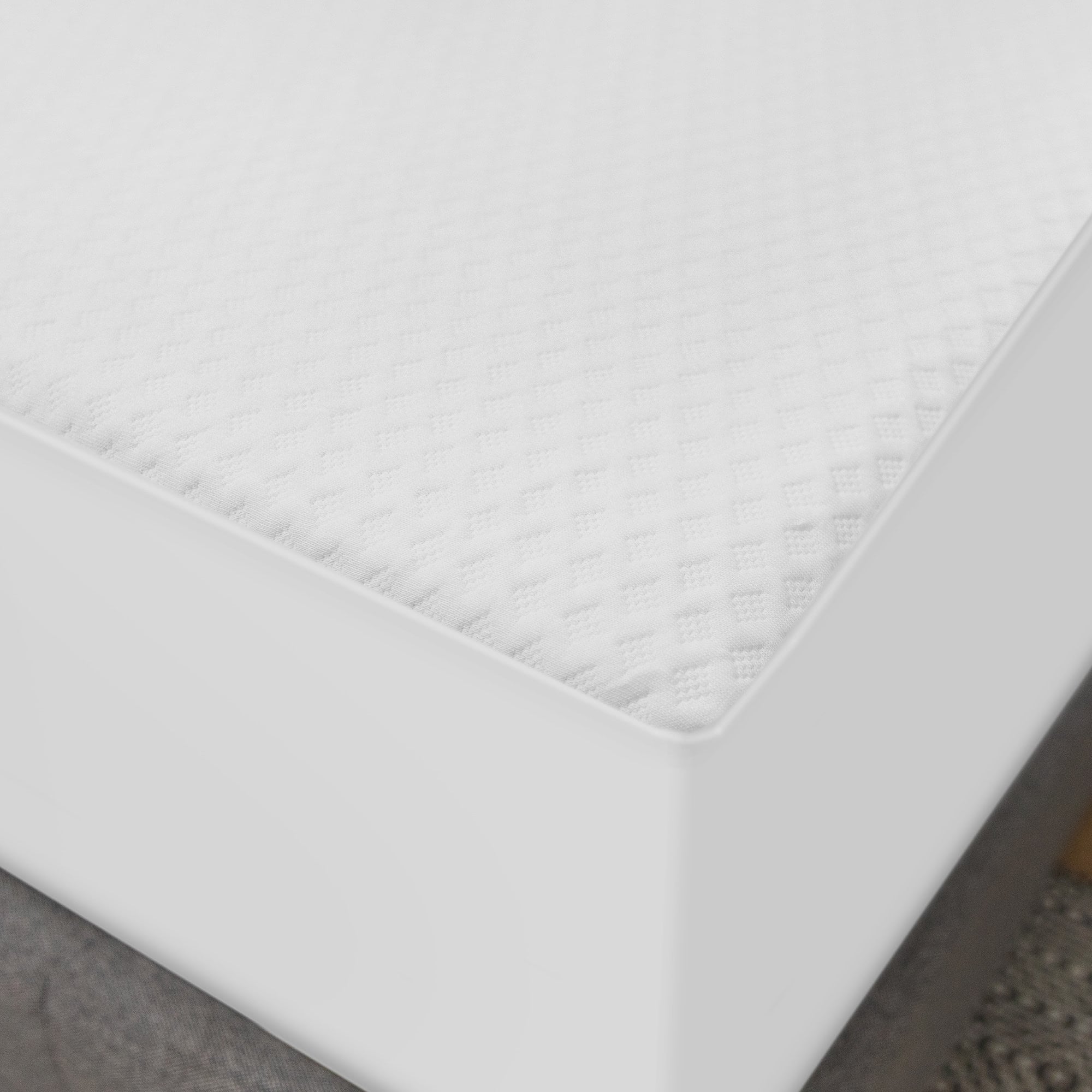 Dreambest Hypoallergenic Cotton Mattress Protector, Full Size - Plow & Hearth